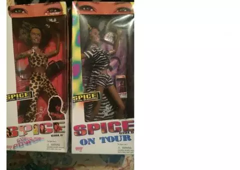 2 spice girl dolls in box